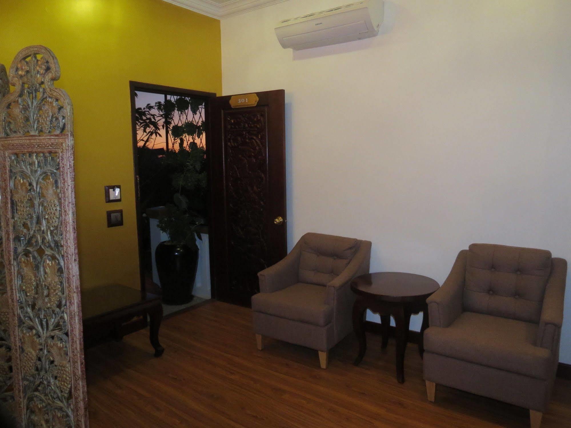 Beyond Yangon Inn Siem Reap Luaran gambar